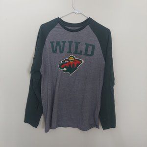 Grey and Green Large NHL Minnesota Wild Hockey Long Sleeve T-Shirt